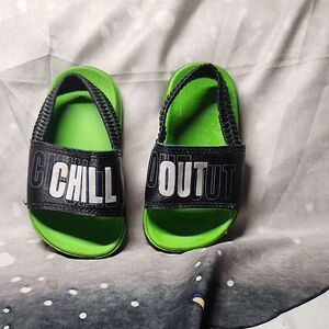 Chill Out Kids Sandals - Green and Black